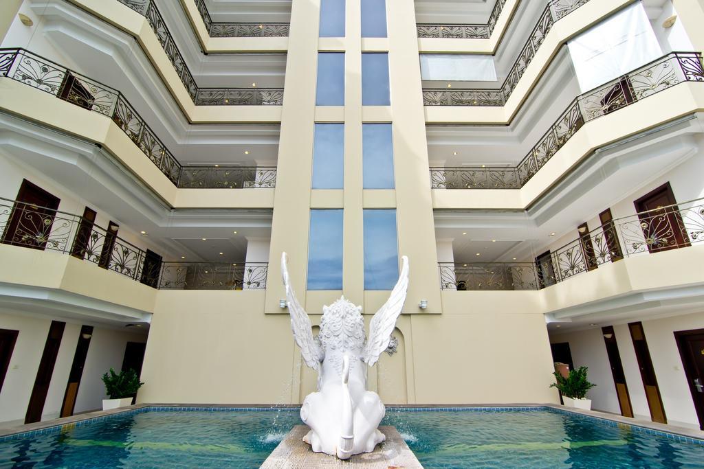 โรงแรม Lk